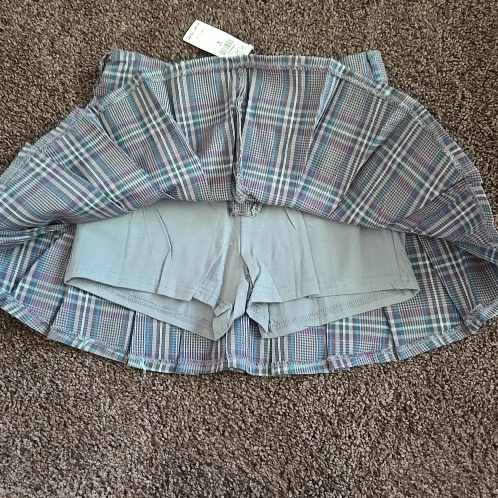 NEW The Children's Place Gray Purple Paid Skort 8
